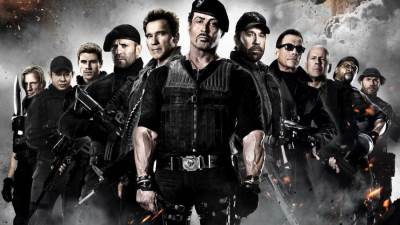  فيلم "اكسبندبلز 2" يحافظ على صدارة شباك التذاكر بأمريكا الشمالية