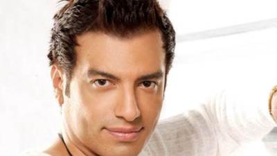  إيهاب توفيق فى حفل غنائى بسان مارك فى شبرا