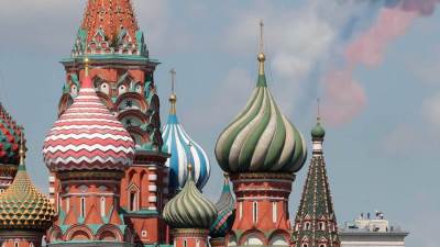 طفل روسى يكتشف هيكل "ماموث" عمره 30 ألف عام