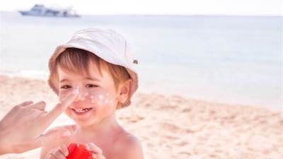 كيف تحمي رضيعك من حرارة الشمس؟