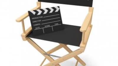 مخرج "بالأمر المباشر" ينجح فى اجتياز الأزمة الاقتصادية