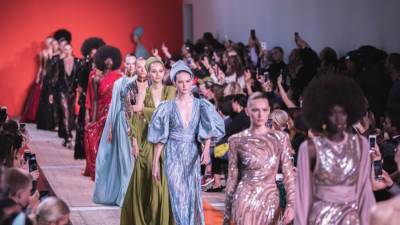 تشكيلة كلودين إيفاري لربيع وصيف 2012-2013 .. تحية فنية للمرأة