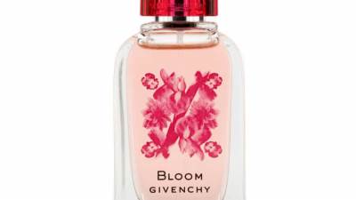 اخلب القلوب بعطر Bloom من جيفانشي
