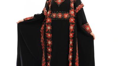 دبى تكشف اليوم عن أغلى عباءة نسائية فى العالم