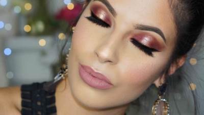 خبيرة تجميل : وضع ظلال العين بطريقة خاطئة يفسد المكياج