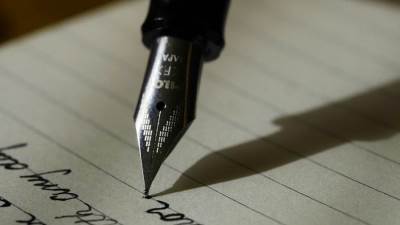 رحيل الكاتبة روث براور جابفالا .. الضلع الثالث في شراكة سينمائية جمعت أديانا ثلاثة