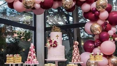 زينة البالونات : غريبة أم مناسبة للزفاف؟