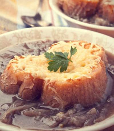 طريقة عمل شوربة البصل