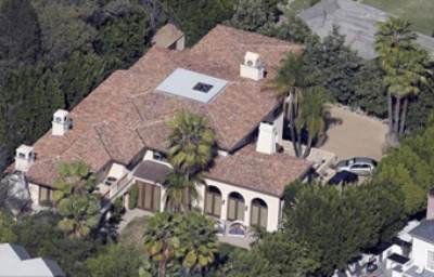 مايلي سايروس تقع مجدداً ضحية الاتصالات الكاذبة في أميركا