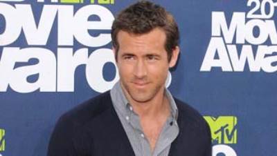 ميليسا جون هارت : "راين رينولدز أثار إعجابي بساعة يد"