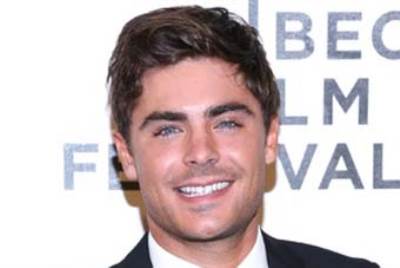 أماندا بينز تصف زاك إيفرون بالقبح