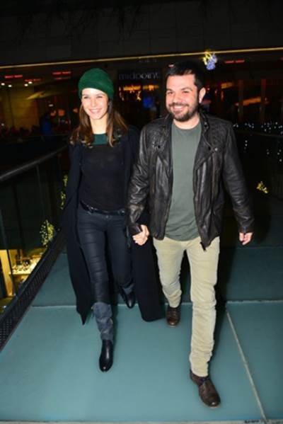 بيرين سآت وحبيبها .. إنفصال أم مجرد شائعات؟