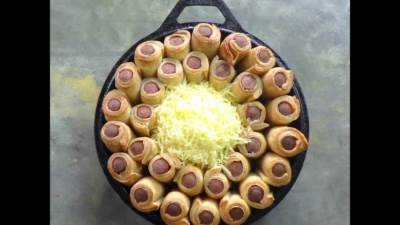 أصابع الهوت دوج مع عجينة الباف