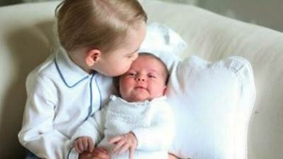 ولادة الأمير جورج .. تساعد على تعزيز الاقتصاد البريطاني بواقع 2.3 مليار جنيه إسترليني