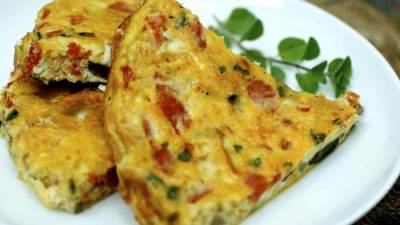 طريقة عمل العجة الخضراء