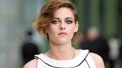 كريستين ستيوارت تلتحق بالجامعة