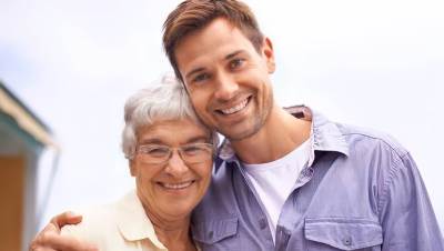 كيف تكسب حماتك (للرجال فقط)