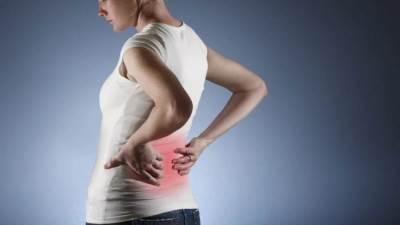 تمارين يومية للوقاية من آلام أسفل الظهر .. منها مد وتقوية العضلات واليوجا