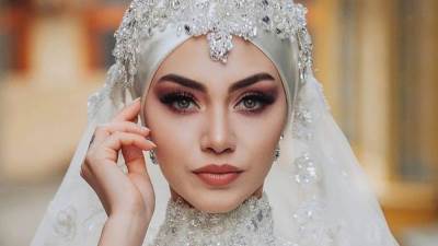 القواعد الأساسية لمكياج ليلة الزفاف .. للمحجبات