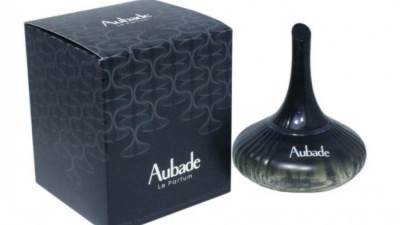 الأنوثة في قصيدة شعر وعطر Aubade Le Parfum