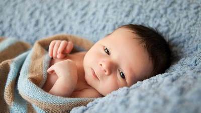 عالم الأصوات .. كيف ينمي مهارات الإدراك لدى الأطفال الرضع؟