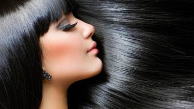 احصلى على شعر قوى ولامع بــ " الزبادى والحنة "