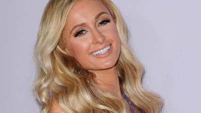 باريس هيلتون تهدّد ليندزي لوهان