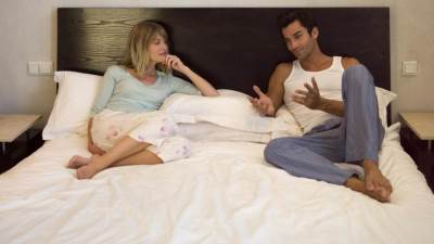 لماذا يخفي الرجال حالتهم الزوجية؟