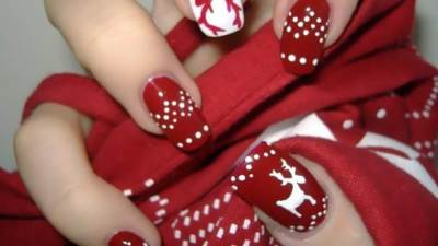 بالصور .. تصميمات رائعة للأظافر مخصصة للكريسماس