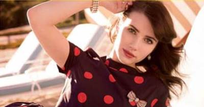 إيما روبرتس تنضم لأسرة "For the Dogs"