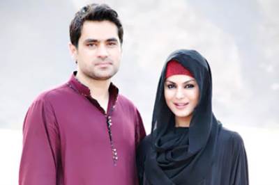 هل تعود فينا مالك للعري مرة أخرى بعد إعلان توبتها أمام الكعبة؟