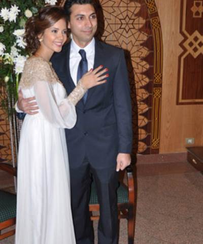 بالصور ..  عقد قران أية سامح السريطي