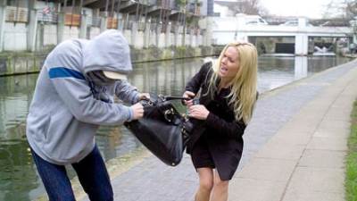 ستتعجب وتضحك من أغرب جرائم تم ارتكابها