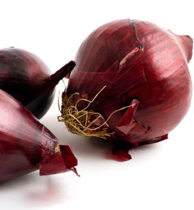 هذه الأطباق مذاقها أروع بإضافة البصل الأحمر