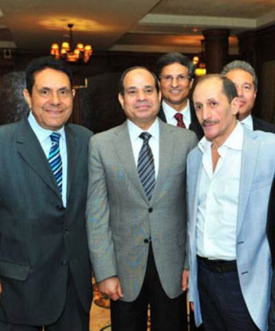 بالصور .. نجوم الرياضة والاعلام فى ضيافة المشير السيسى