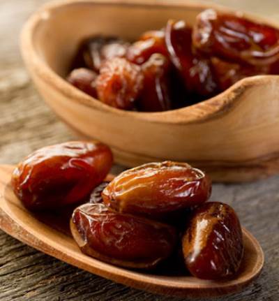 التمر يمنع العطش ويحافظ على سلامة الجهاز العصبى خلال رمضان