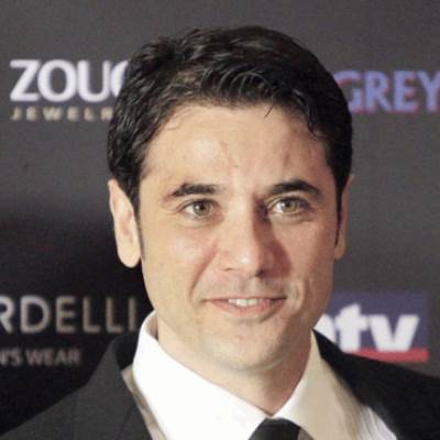 ردة فعل أحمد عز على صوره مع زينة في شهر العسل