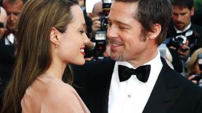 أنجلينا جولي تدفع 200 ألف دولار لإخلاء جزيرة للتصوير مع براد بيت