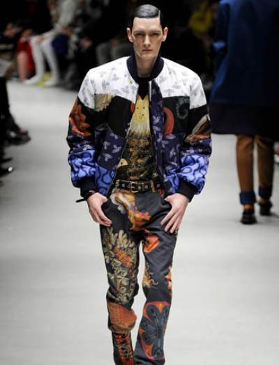  مجموعة فيفيان ويستوود للملابس الرجالية لخريف 2014 في أسبوع ميلان للموضة