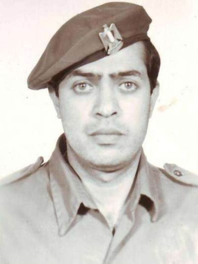  شاهد المطرب حكيم في ملابس التجنيد