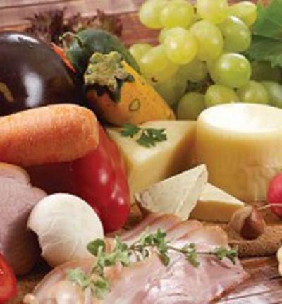 أطعمة لا يستغنى الجسم عنها يومياً!