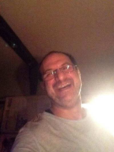 خالد الصاوي يهزم المرض .. وينشر أحدث "سيلفي" له