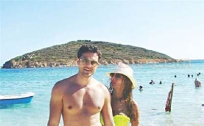 زينة تشعل قضيتها من جديد مع أحمد عز بصور جديدة