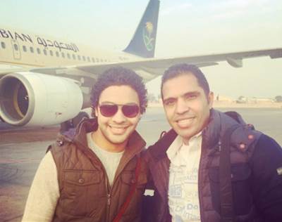 صورة أحمد جمال في طريقه إلى أحب الأماكن