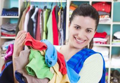 كيف تنظيفي ملابس الشتاء قبل تخزينها