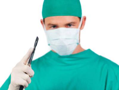 روسي مشلول يخضع لعملية جراحية لتركيب رأسه على جسد جديد