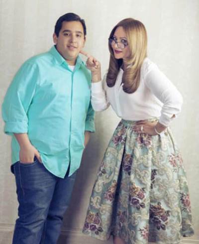 صور لاول مرة  للفنانة ليلى علوى وابنها خالد .. شاهديها