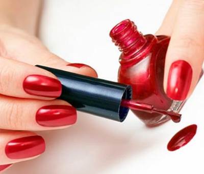 إحذري منتجات العناية بالأظافر .. تسبب السرطان