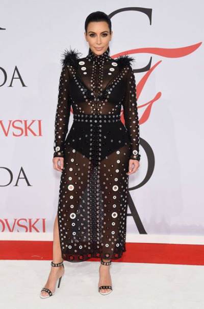 أول ظهور ل‏كيم كارداشيان بعد حملها في طفلها الثاني