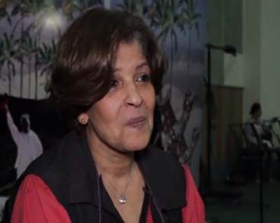  بالفيديو .. عودة عائشة الكيلاني للفن بعد عملية تجميل وتغير ملامحها